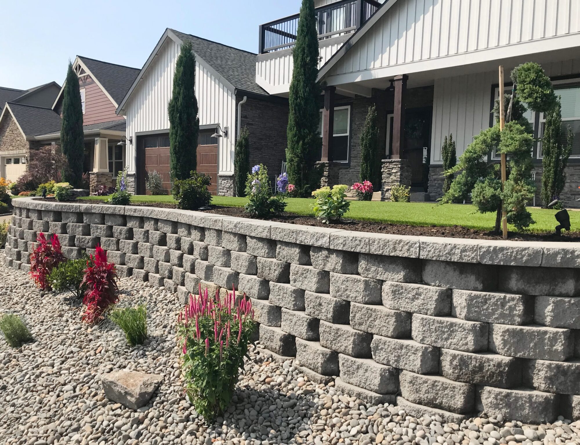 Natural stone retaining wall in Portland, OR
